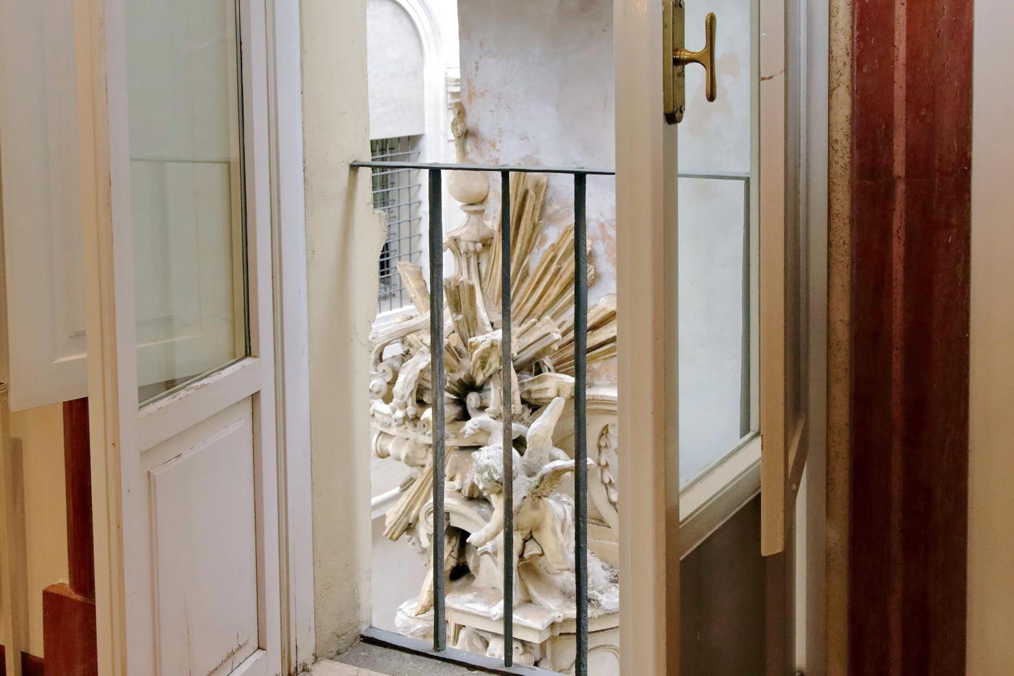 Ych-Farnese Charme — Foto 2